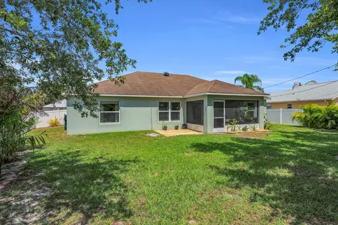 4215 SW Elba Street Port St Lucie FL 34953