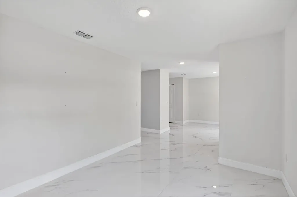 479 SW Holden Terrace Port St Lucie FL 34984