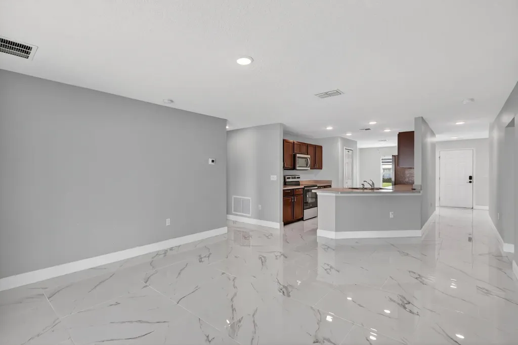 479 SW Holden Terrace Port St Lucie FL 34984