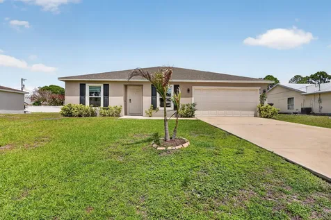 479 SW Holden Terrace Port St Lucie FL 34984
