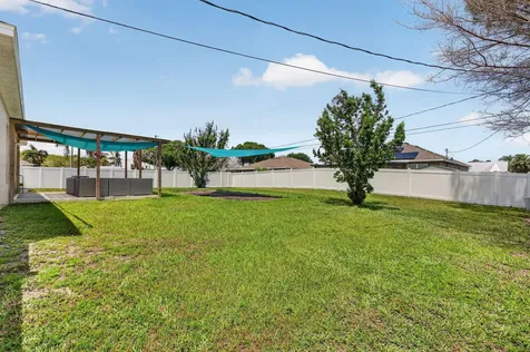479 SW Holden Terrace Port St Lucie FL 34984