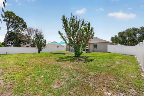 479 SW Holden Terrace Port St Lucie FL 34984