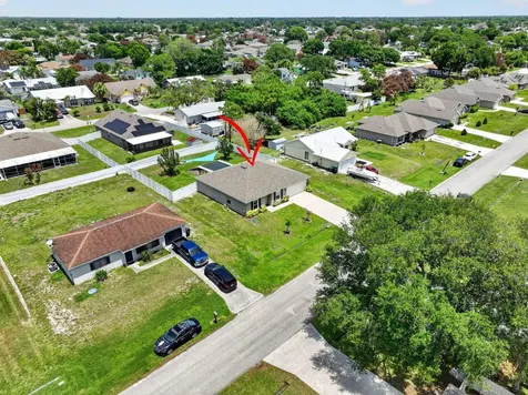 479 SW Holden Terrace Port St Lucie FL 34984