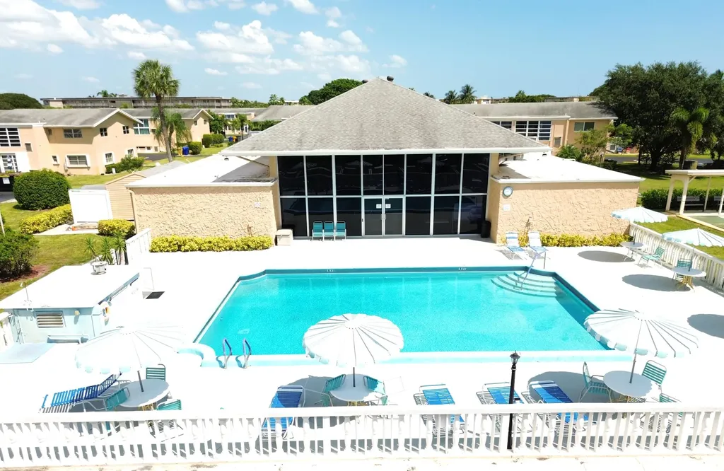 2222 NE 1st Way Boynton Beach FL 33435