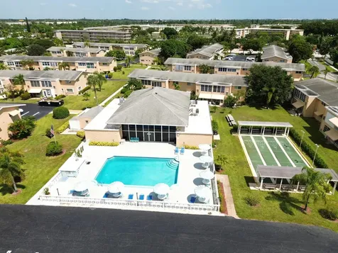 2222 NE 1st Way Boynton Beach FL 33435