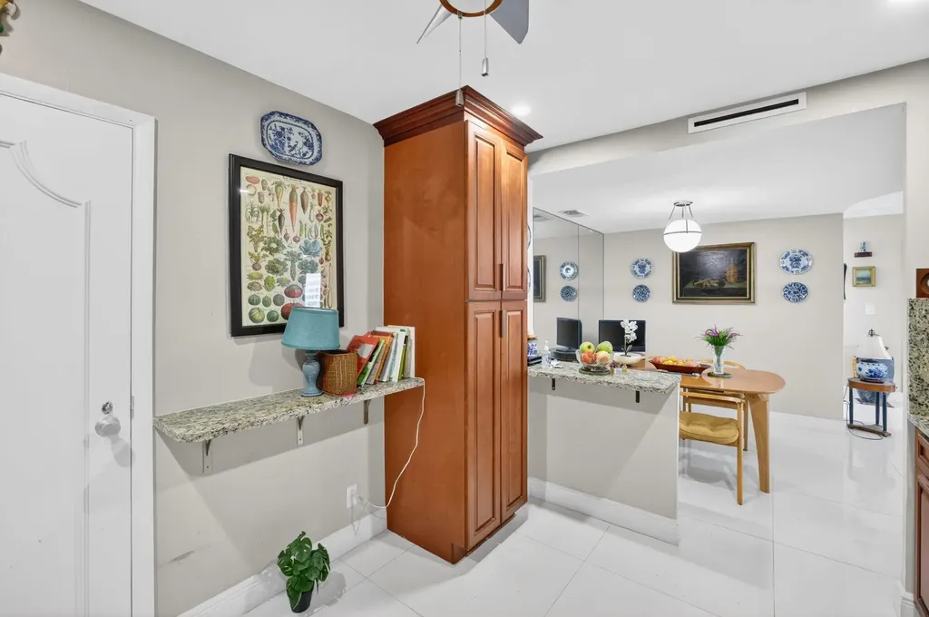 3333 NE 34th Street Fort Lauderdale FL 33308