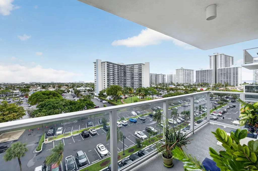 3333 NE 34th Street Fort Lauderdale FL 33308