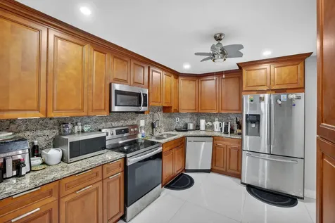 3333 NE 34th Street Fort Lauderdale FL 33308