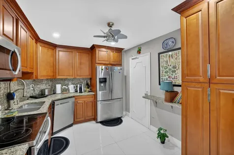 3333 NE 34th Street Fort Lauderdale FL 33308