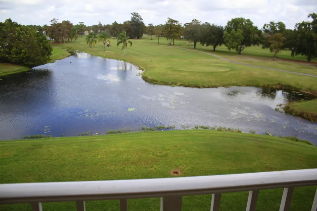 2040 Greenview Shores Boulevard Wellington FL 33414