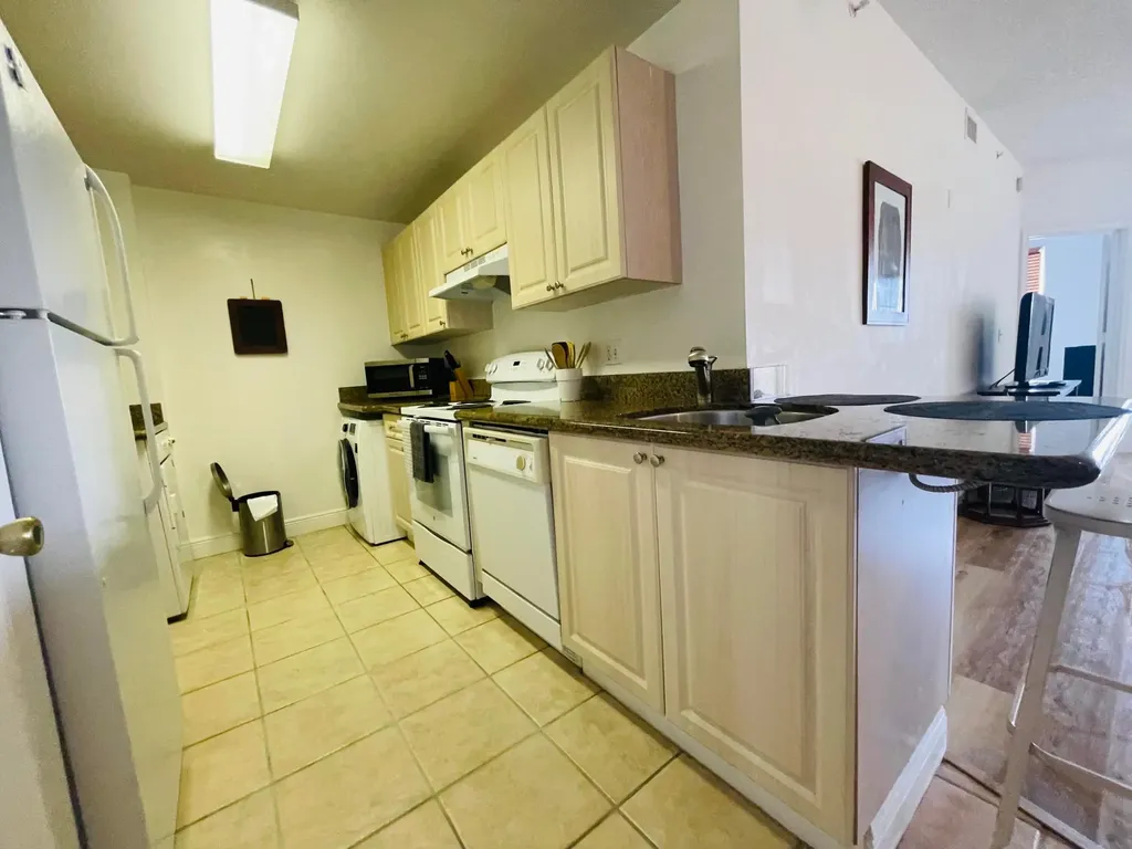 2040 Greenview Shores Boulevard Wellington FL 33414