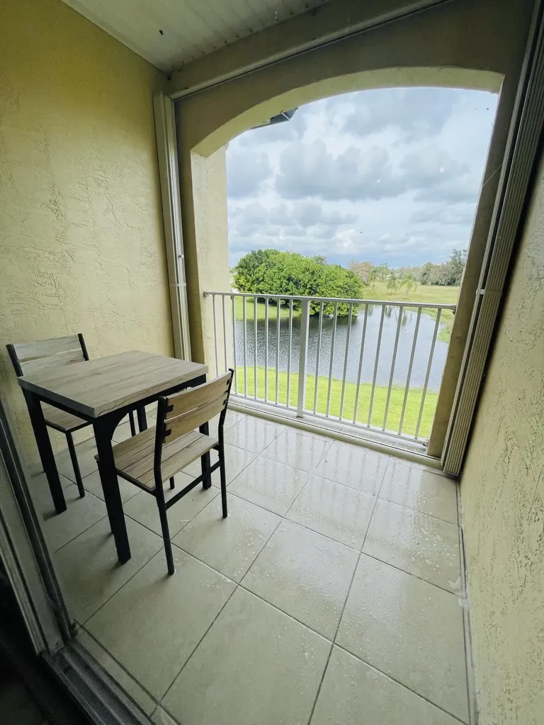 2040 Greenview Shores Boulevard Wellington FL 33414