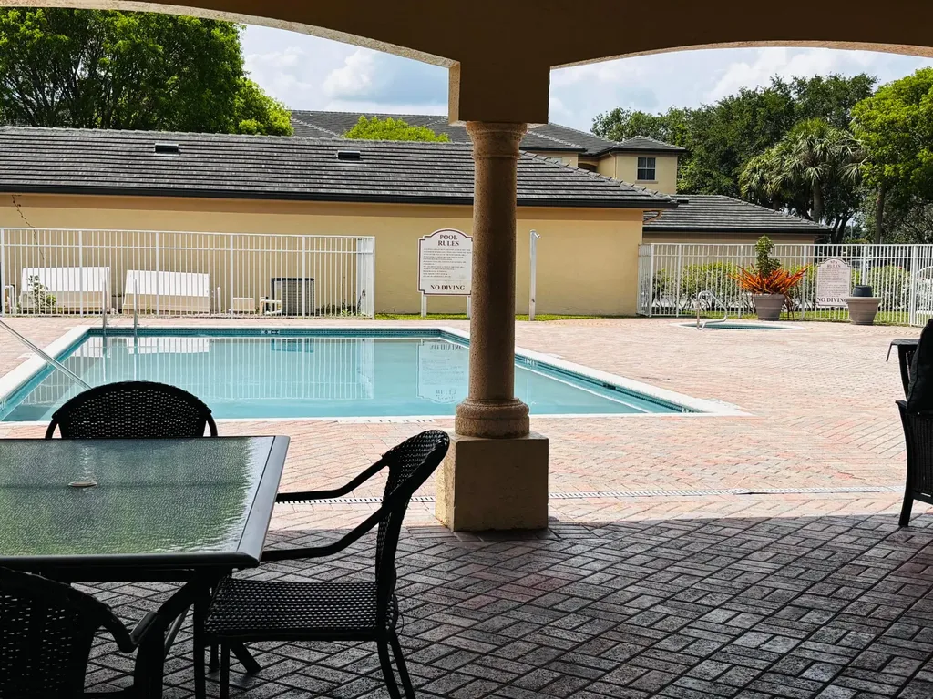 2040 Greenview Shores Boulevard Wellington FL 33414