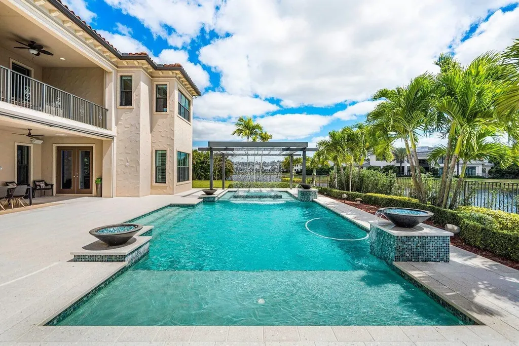 17511 Cadena Drive Boca Raton FL 33496