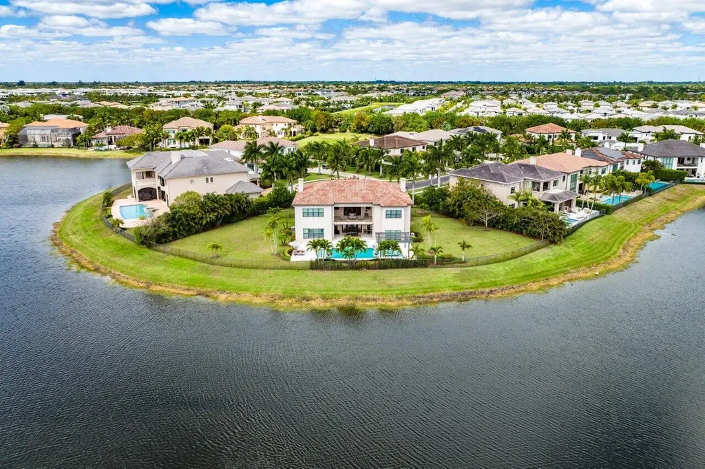 17511 Cadena Drive Boca Raton FL 33496