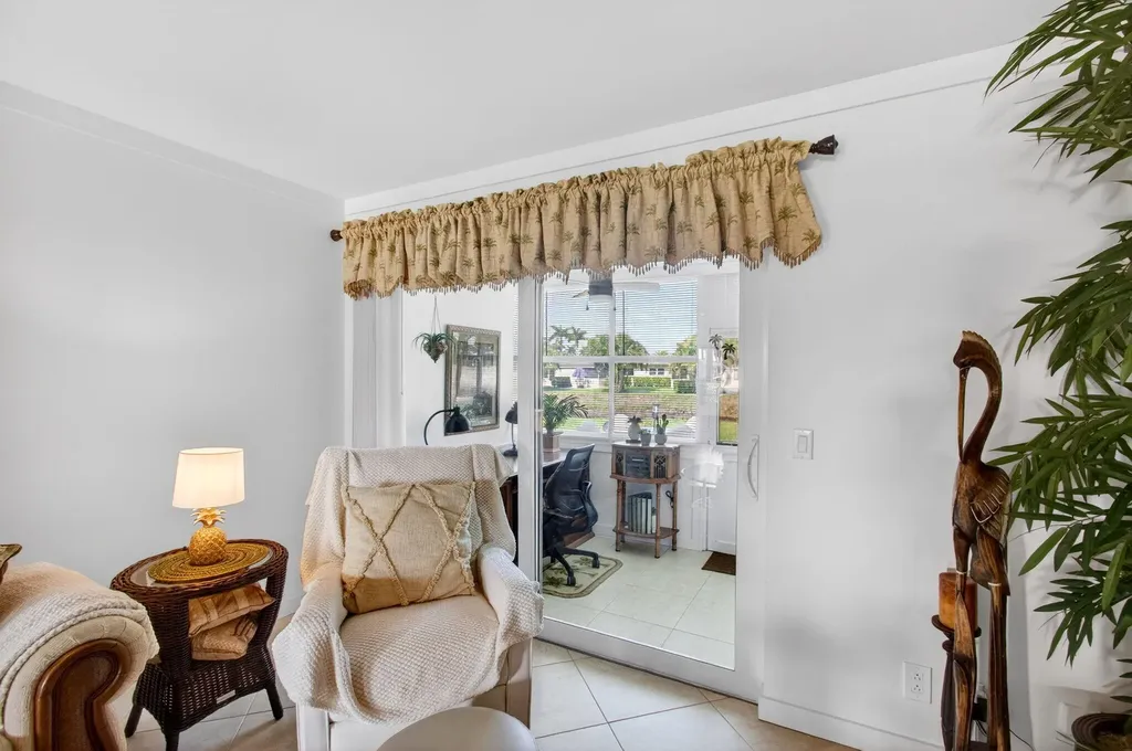 2533 Dudley Drive West Palm Beach FL 33415