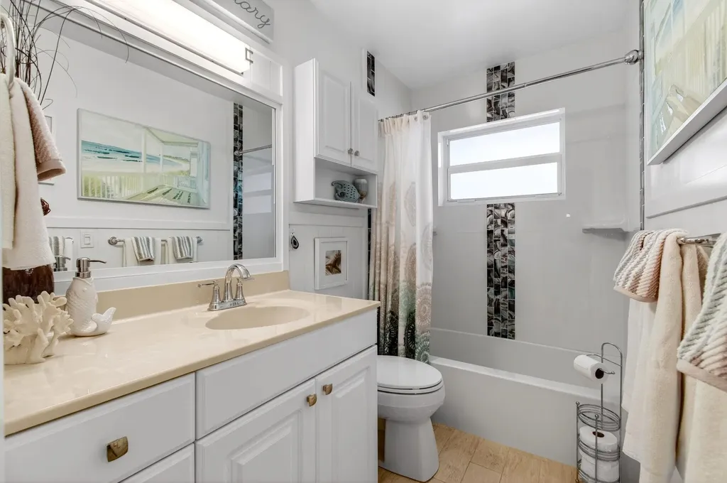 2533 Dudley Drive West Palm Beach FL 33415