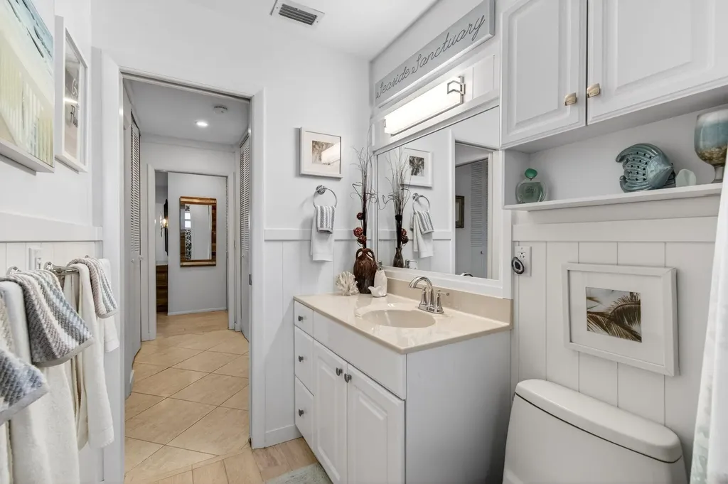 2533 Dudley Drive West Palm Beach FL 33415