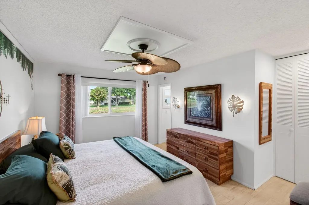 2533 Dudley Drive West Palm Beach FL 33415