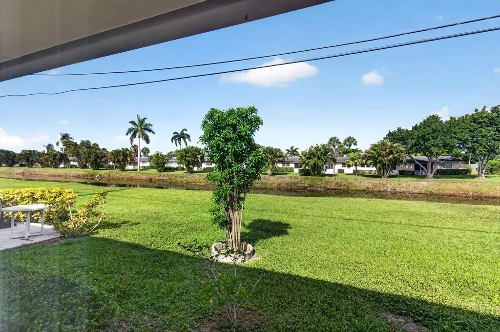 2533 Dudley Drive West Palm Beach FL 33415