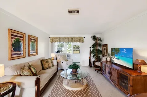 2533 Dudley Drive West Palm Beach FL 33415