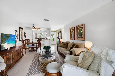 2533 Dudley Drive West Palm Beach FL 33415