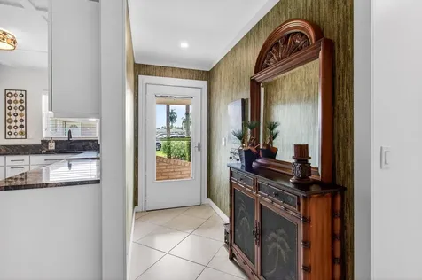2533 Dudley Drive West Palm Beach FL 33415