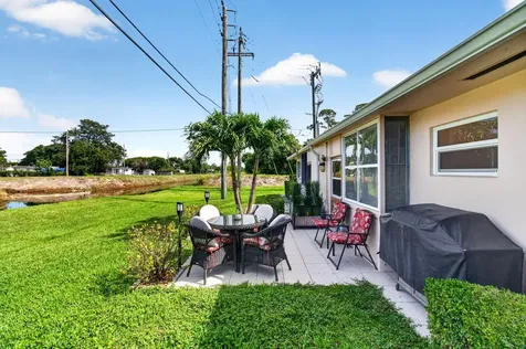 2533 Dudley Drive West Palm Beach FL 33415