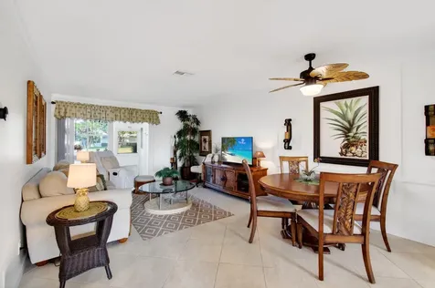2533 Dudley Drive West Palm Beach FL 33415