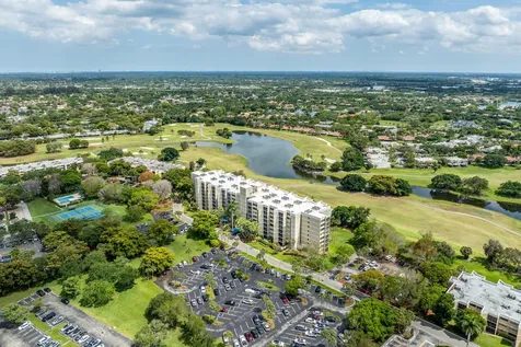 16300 Golf Club Road Weston FL 33326