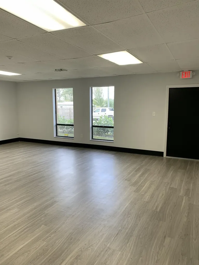 3141 S Military Trail Lake Worth FL 33463