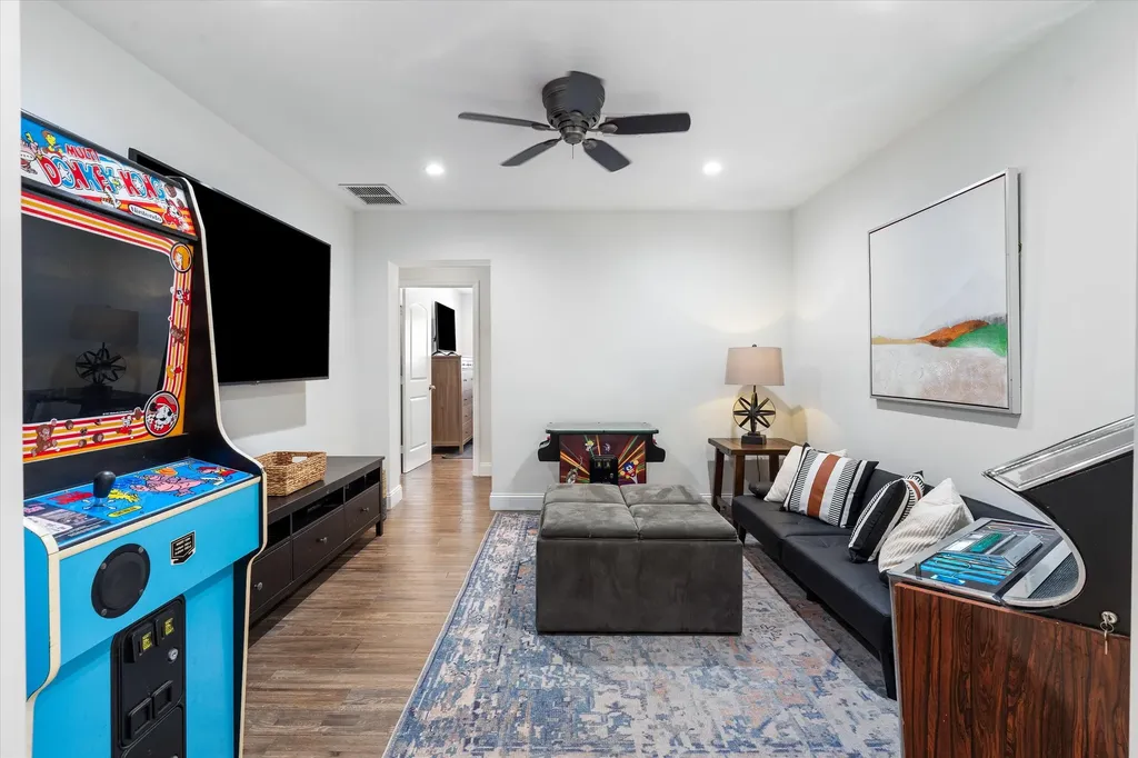 232 NW 10th Court Boca Raton FL 33486