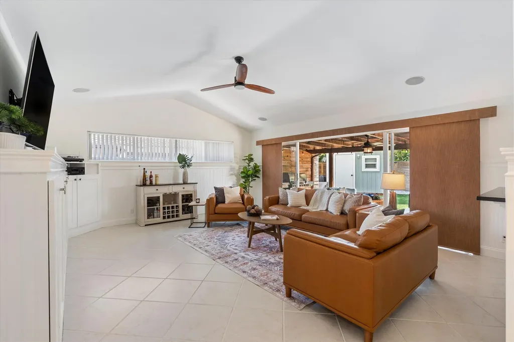 232 NW 10th Court Boca Raton FL 33486