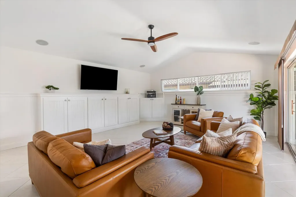 232 NW 10th Court Boca Raton FL 33486