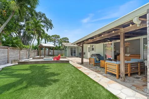 232 NW 10th Court Boca Raton FL 33486