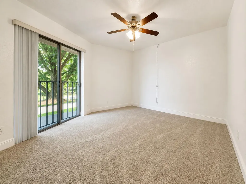 331 Lake Arbor Drive Palm Springs FL 33461