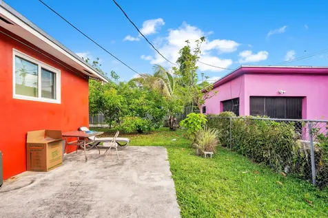 745 NW 46th Street Miami FL 33127