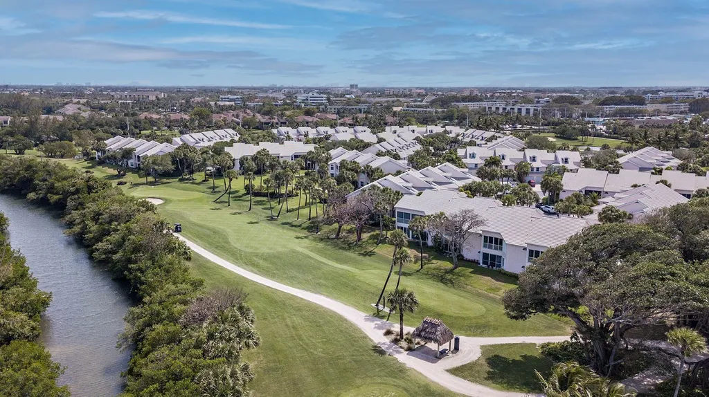 2707 Fairway Drive N Jupiter FL 33477