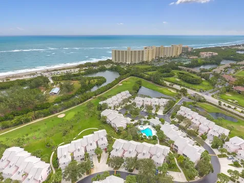 2707 Fairway Drive N Jupiter FL 33477