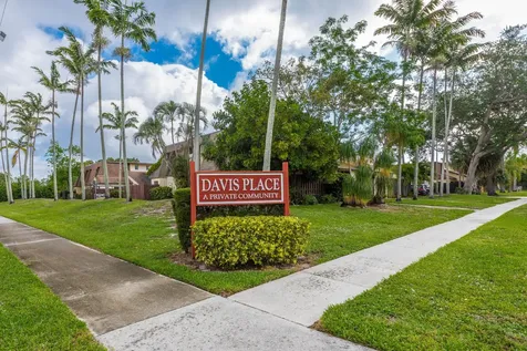 2941 Genoa Place West Palm Beach FL 33406