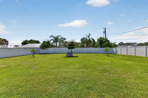 718 SW Curry Street Port St Lucie FL 34983