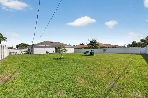 718 SW Curry Street Port St Lucie FL 34983