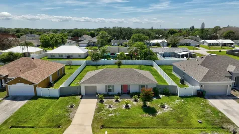 718 SW Curry Street Port St Lucie FL 34983