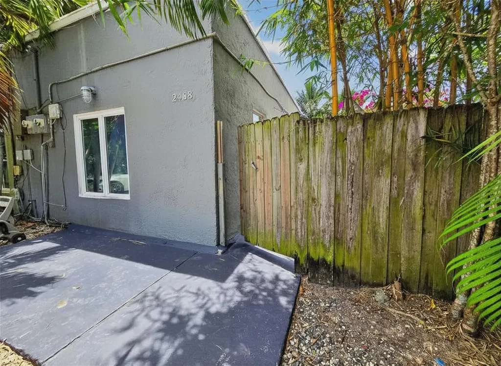 2438 NE 184th Street North Miami Beach FL 33160