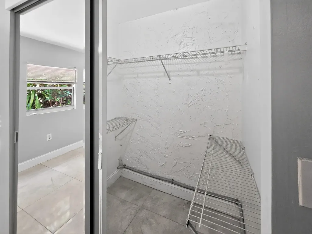 2438 NE 184th Street North Miami Beach FL 33160