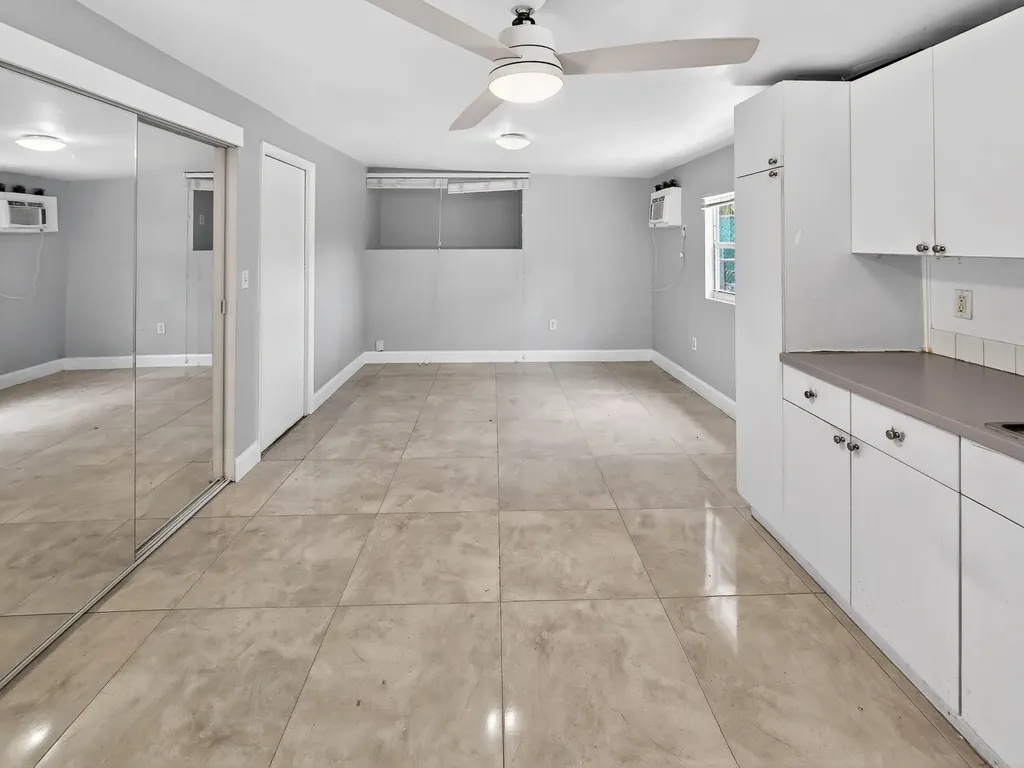2438 NE 184th Street North Miami Beach FL 33160