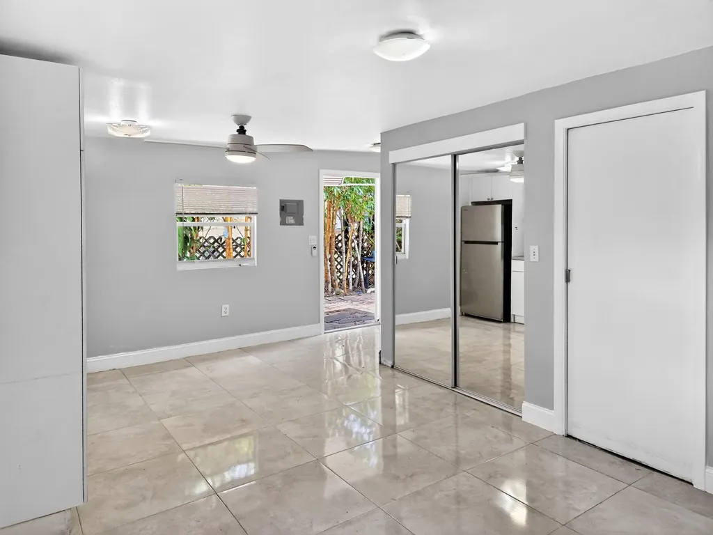 2438 NE 184th Street North Miami Beach FL 33160