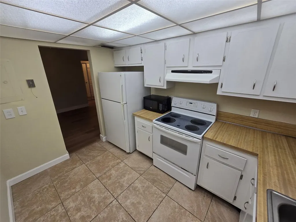 1681 NW 70th Avenue Plantation FL 33313