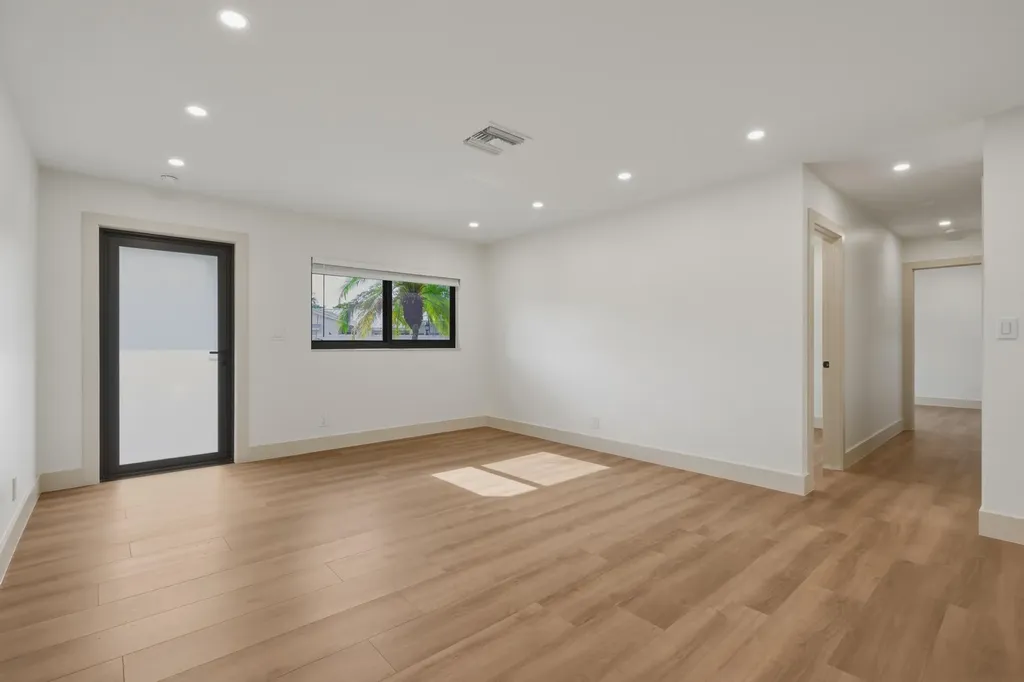 6711 NW 28th Terrace Fort Lauderdale FL 33309