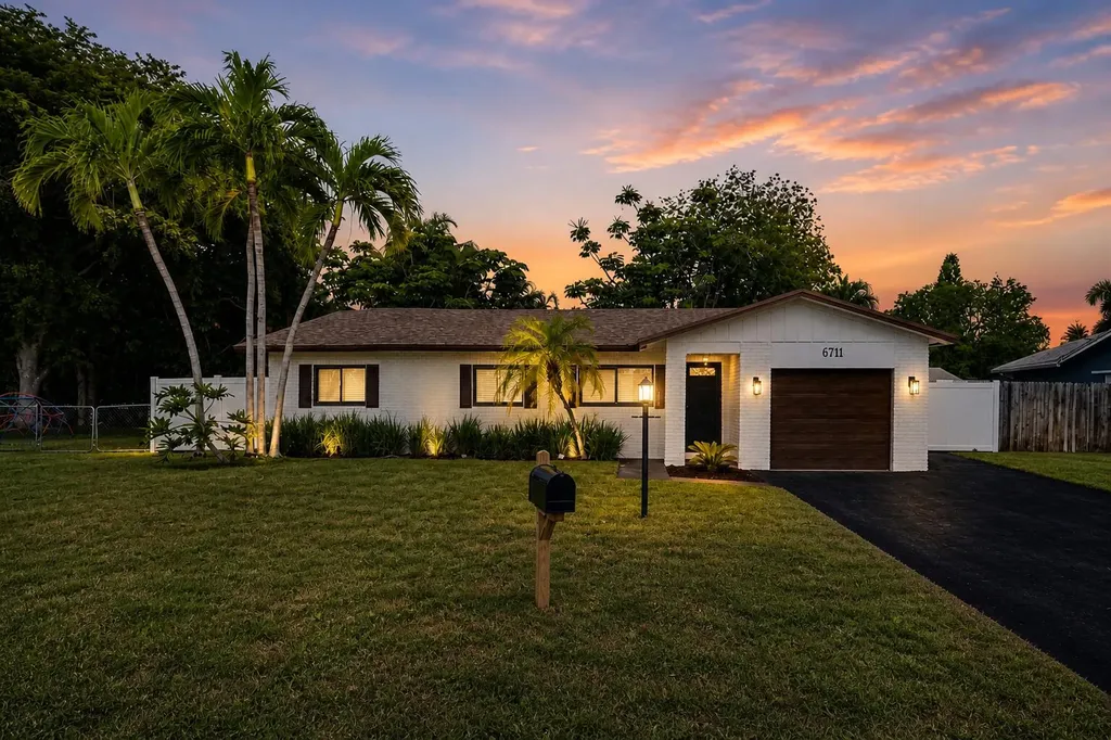 6711 NW 28th Terrace Fort Lauderdale FL 33309
